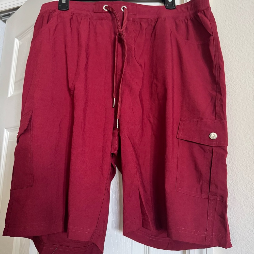 Burgundy jogger or casual shorts elastic waste cargo pockets 2XL unisex NWOT